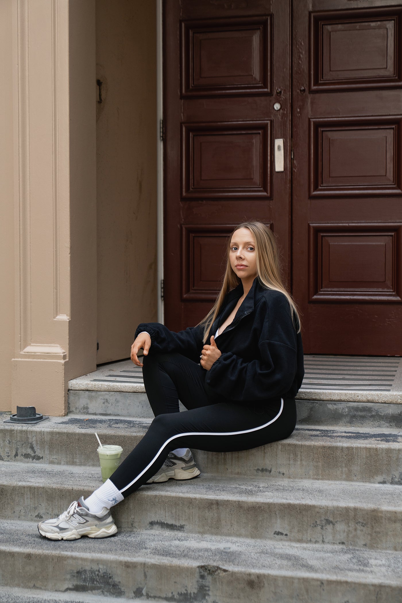 LuxeLayer Crop Jacket - Black